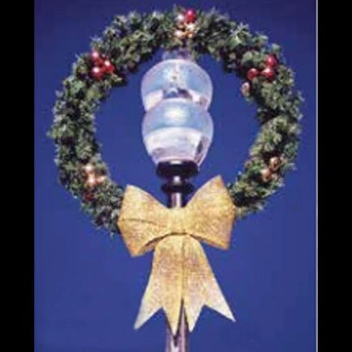Wreath With Glittered Bow